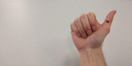 或许我们可以将双手作为虚拟现实键盘
